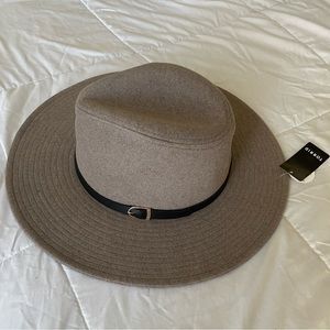 Brim Hat (Fedora, Sun Hat)